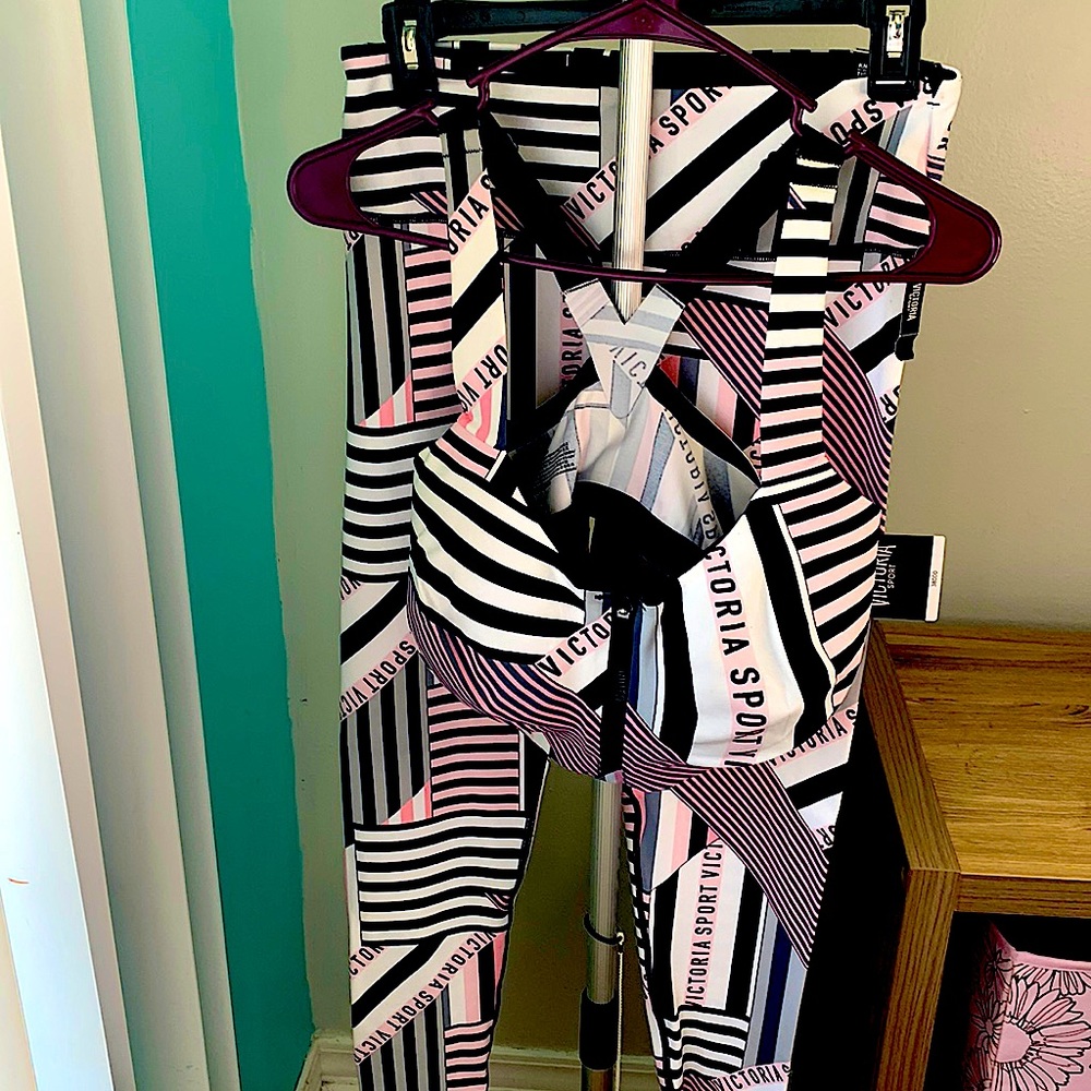 Sports bra and matching leggings